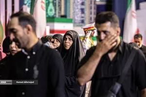 ادای احترام فرهیختگان و هیأت&zwnj;های دینی و شخصیت&zwnj;های سیاسی و فرهنگی کشورهای جهان