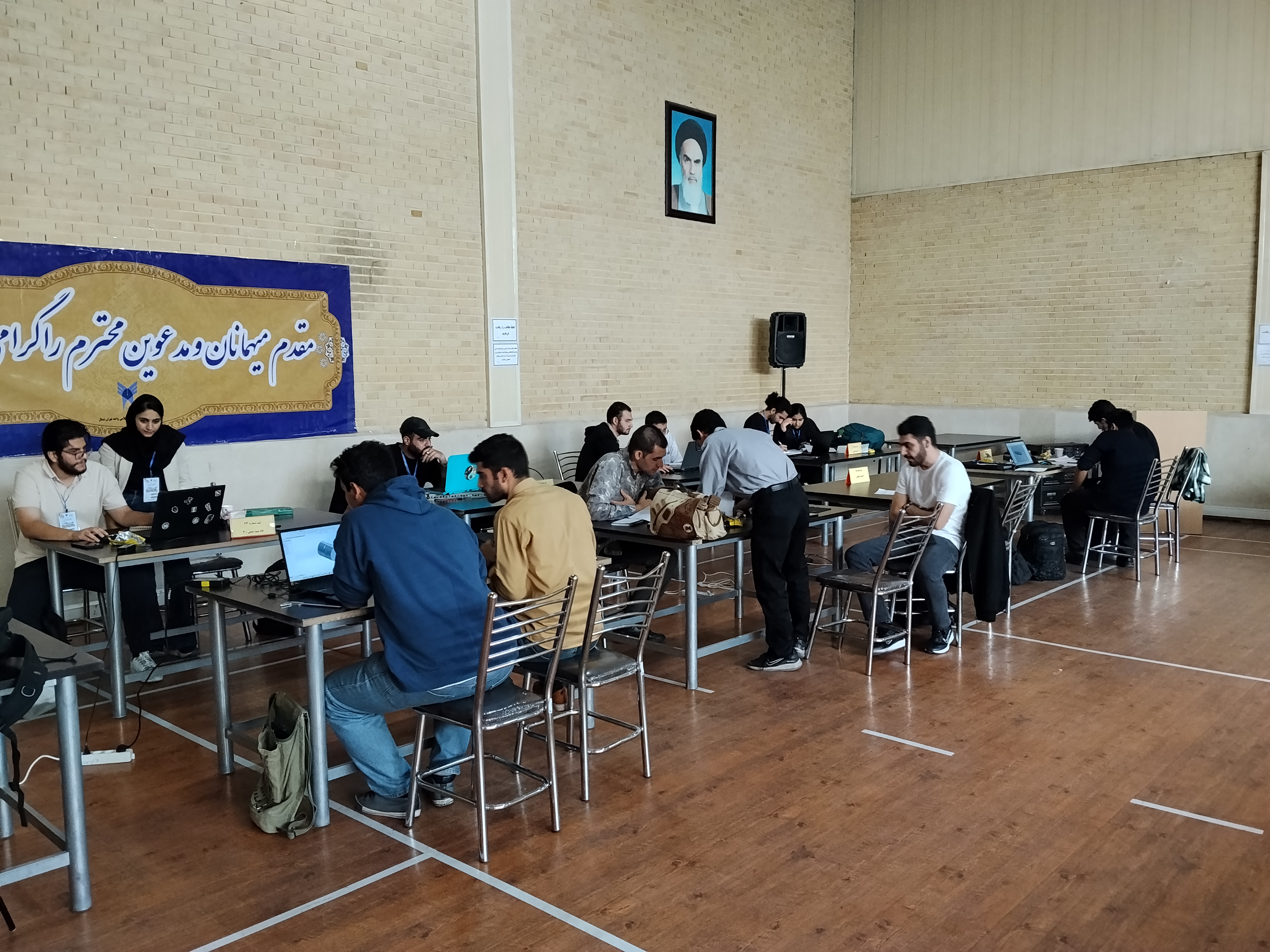 برگزاری نخستین دوره مسابقه «مهندس شو» دانشگاه آزاد با محوریت مهندسی معکوس در واحد تهران شمال