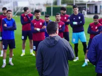 تردید افکنی شبکه تروریستی اینترنشنال علیه اردوی تیم ملی فوتبال/ شکاف میان روایت و واقعیت حرفه‌ای