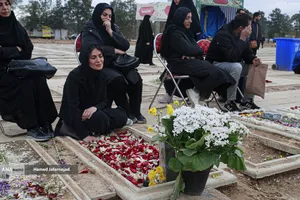 اولین جمعه سال جدید گلزار شهدای حملات تروریستی آمریکایی - صهیونی در جنگ رمضان - قطعه 42 بهشت زهرا(س)