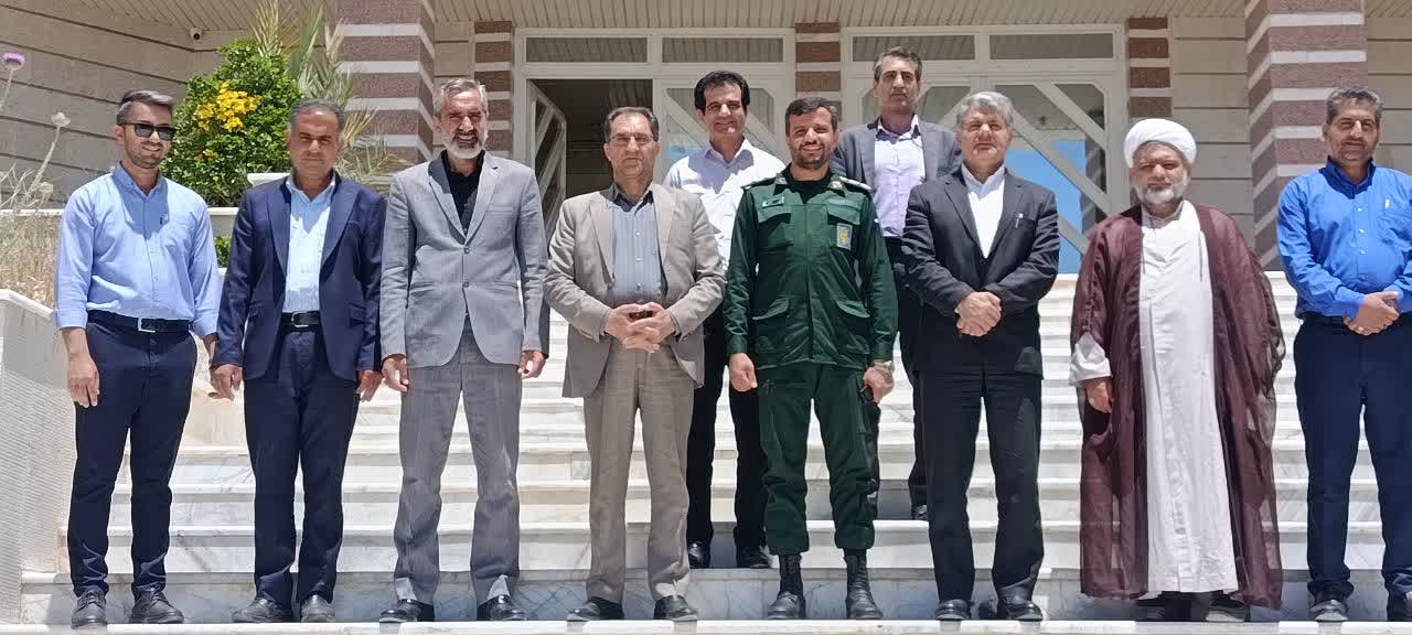 جهاد تبیین؛ راهبرد رهبر شهید برای مقابله با توطئههای جهانی/روشنگری کلید شناخت دشمنان و دوری از دام معاندان است جهاد تبیین؛ راهبرد رهبر شهید برای مقابله با توطئههای جهانی/روشنگری کلید شناخت دشمنان و دوری از دام معاندان است