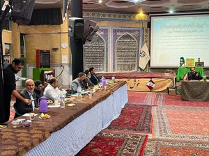 تکریم خانواده شهید علی خدادادی 