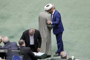 صحن علنی مجلس؛ 6 آبان