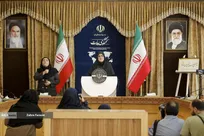 مهاجرانی: قیمت بنزین تاکسی‌های اینترنتی و ناوگان حمل‌ونقل عمومی ثابت می‌ماند/ حمایت رهبر انقلاب مسئولیت دولت را سنگین‌تر کرد