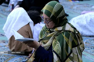 مراسم دعای عرفه در دانشگاه تهران