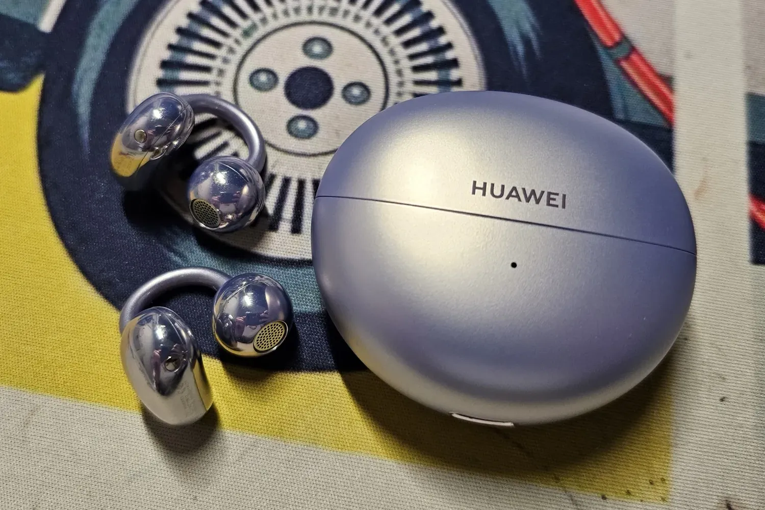 هواوی در پاییز ۱۴۰۴ صدرنشین بازار جهانی هدفون شد