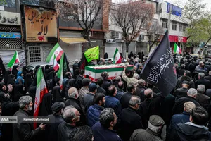 تشییع پیکر ام البنین تهران مادر شهیدان افراسیابی با حضور گسترده مردم انقلابی و شهیدپرور خیابان نبرد- پیروزی
