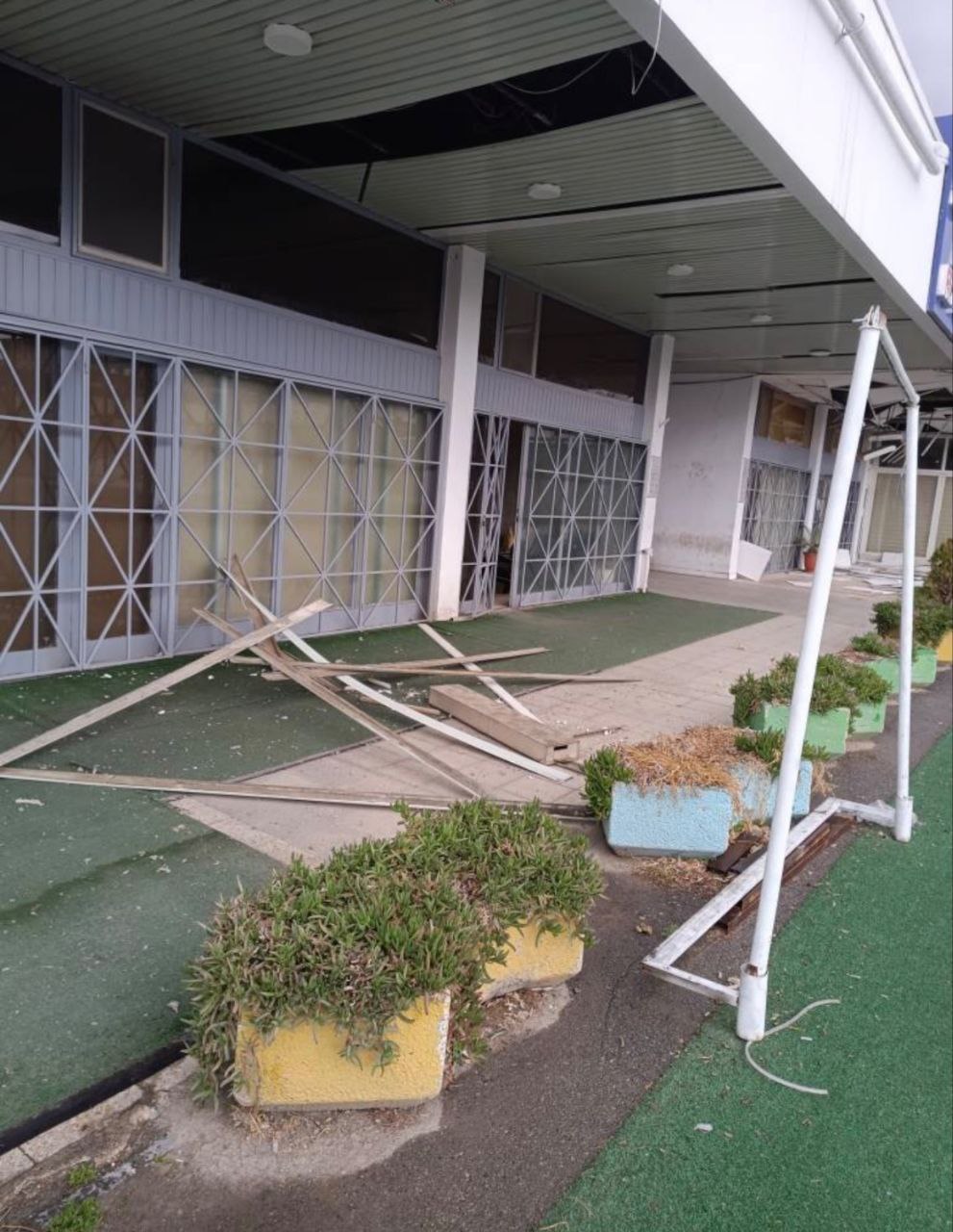 تخریب ساختمان فدراسیون هاکی در حملات دشمنان آمریکایی ـ صهیونی+تصاویر