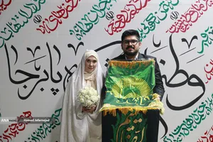 همزمان با سالگرد ازدواج حضرت علی (ع) و حضرت فاطمه(س) مراسم جشن ازدواج500 زوج&zwnj; جان&zwnj;فدا عصر دوشنبه 28 اردیبهشت به&zwnj;صورت همزمان در میادین اصلی شهر تهران برپا شد. از این تعداد، آیین ازدواج 6 زوج در تجمع مردمی حمایت از رهبر معظم انقلاب و نیروهای مسلح در خیابان پیروزی چهارراه نبرد