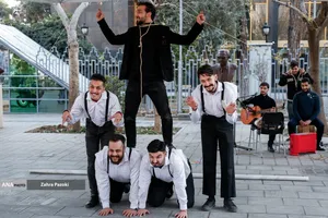 اولین روز اجراهای خیابانی جشنواره تئاتر فجر

