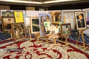 تزامناً مع اليوم العالمي للصناعات اليدوية، أقیم معرض للقطع الأثرية والصناعات التقليدية في فندق بارسيان آزادي بالعاصمة طهران، بحضور جمع من المهتمين والزوّار.