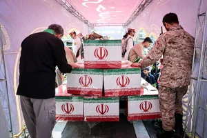 تشییع پیکر شهیدان لاریجانی، سلیمانی و شهدای ناو دنا
