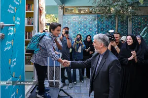 آیین بهره&zwnj;برداری از ۴ دستگاه خودروی کتابخانه عمومی سیار