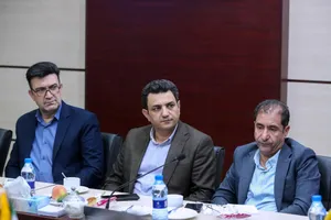 نشست تفاهم&zwnj;نامه همكاری علمی و پژوهشی پژوهشكده بیمه و دانشگاه آزاد اسلامی