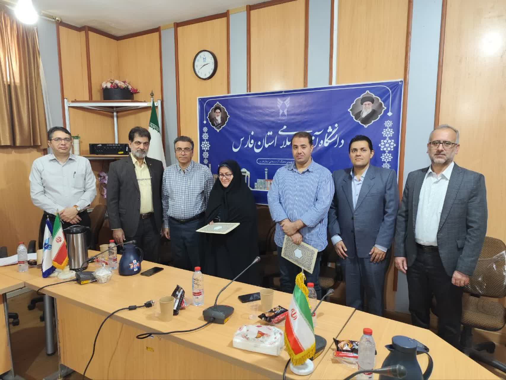 آموزش خالص دیگر جوابگو نیست و باید دانشجوی ماهر تربیت کنیم