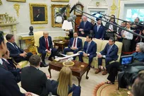 ترامپ از وضع تعرفه برای اروپا عقب نشینی کرد