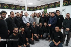 بازدید رئیس ستاد فرمان اجرائی امام(ره) از خدمت رسانی موکب داران اربعین حسینی مرز مهران