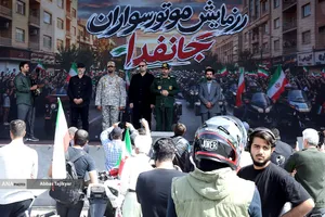 رژه بزرگ موتور سواران جان فدا در تهران