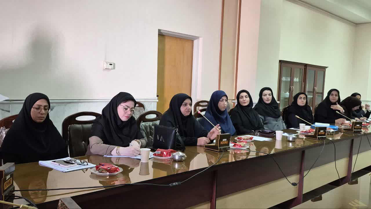 لزوم بهره‌گیری از ظرفیت‌های علمی و اخلاقی استادان برای ایجاد فضایی پویا در دانشگاه‌ها