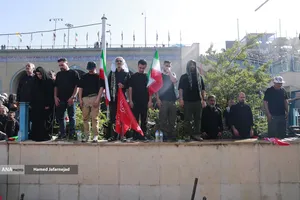 مراسم اقامه نماز بر پیکر امام شهید امت