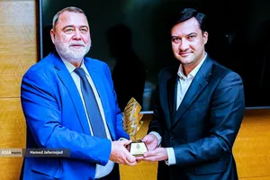 دیدار محمد نظیفی مدیرعامل بورس انرژی ایران و ایگور آرتِمیِف، مدیرعامل بورس بین&zwnj;المللی سن&zwnj;پترزبورگ روسیه