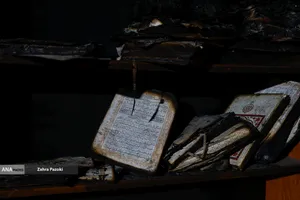 مسجدی که پس از ۴۴ سال بار دیگر در آتش سوخت
