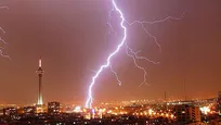 رگبار باران و رعد و برق در ۱۵ استان/ در سه روز آینده دریای خزر، خلیج فارس، تنگه هرمز مواج است