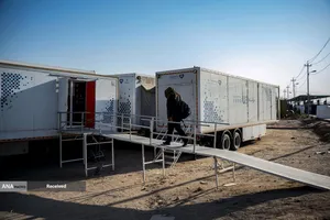 خدمت&zwnj;رسانی بیمارستان سیار برکت در عمود ۹۸۹ طریق الحسین