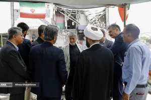 حضور دکتر رنجبر در مدرسه شجره طیبه میناب و مزار شهدای مظلوم دانش‌آموز