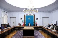 پزشکیان: رسیدگی به محرومان و صیانت از سرمایه‌های کشور از اولویت‌های حکمرانی است/ ضرورت پیشگامی بقاع متبرکه و مساجد در مدیریت مصرف انرژی