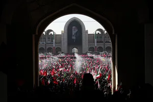 مراسم وداع با رهبر شهید انقلاب حضرت آیت الله سیدعلی خامنه&zwnj;ای (ره) و خانواده ایشان