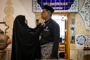 گفتگو با مهمانان خارجی آیین بدرقه آقای شهید ایران، رهبر شهید انقلاب
