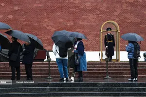 یادمان سربازان گمنام جنگ جهانی دوم در باغ الکساندر مسکو