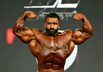 سلام نظامی هادی چوپان در بخش پیش داوری مسابقات آرنولد کلاسیک+فیلم