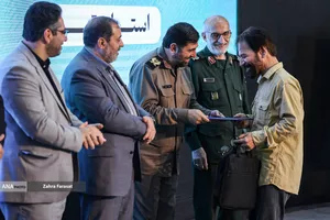  آیین اختتامیه بیست و هفتمین کنگره شعر دفاع مقدس