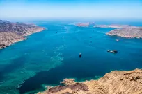 رویترز: تردد در تنگه هرمز تنها با رعایت مقررات ایران امکان‌پذیر است/ تهران کنترل کامل آبراه راهبردی را در دست دارد