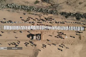 تشییع شهدای فلسطینی&zwnj; ناشناس