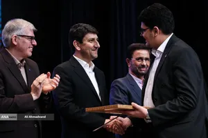 ستار هاشمی وزیر ارتباطات و فناوری اطلاعات