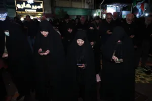اقامه نماز استغاثه به امام زمان زمان(عج) - چهارراه نبرد خیابان پیروزی