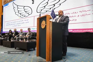 سخنرانی محمد حسین جبل عاملی،رییس مرکز آموزش انجمن مدیریت کسب و کار ایران در چهارمین کنفرانس بین المللی اقتصاد و مدیریت کسب و کار