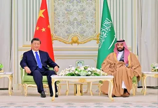 شي جين بينغ يعلن دعم الصين لوقف إطلاق النار وعودة الملاحة في مضيق هرمز