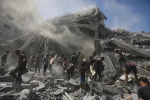 حملات هوایی گسترده به غزه