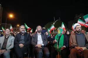 اجتماع خانواده دانشگاه آزاد اسلامی در تجدید بیعت با رهبر انقلاب