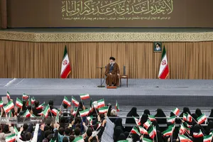 دیدار دانش&zwnj;آموزان و دانشجویان با رهبر معظم انقلاب