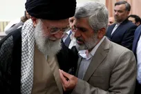 پدر دانشمند هسته‌ای شهید احمدی‌روشن: اولویت و اهمیت انقلابی بودن در خدمت به کشور است/ شهید رئیسی برای اهداف کشور خدمت کرد