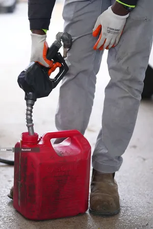 افزایش قیمت بنزین دست کم ۹۵ کشور جهان در پی جنگ آمریکا و رژیم صهیونیستی علیه ایران