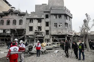 حمله هوایی جنگنده&zwnj;های اسرائیلی_آمریکایی به خیابان پیروزی تهران