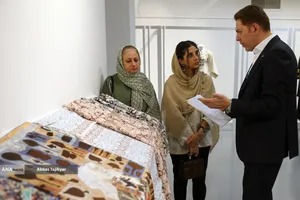 حضور بازدیدکنندگان از جشنواره بین&zwnj;المللی مد و لباس فجر 