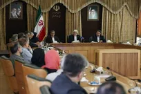 عارف: دولت قصد ندارد سهمیه اول بنزین را کاهش دهد اما سهمیه دوم باید به‌تدریج کاهش یابد
