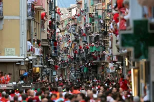 جشنواره گاو بازی سن فرمین در پامپلونای اسپانیا